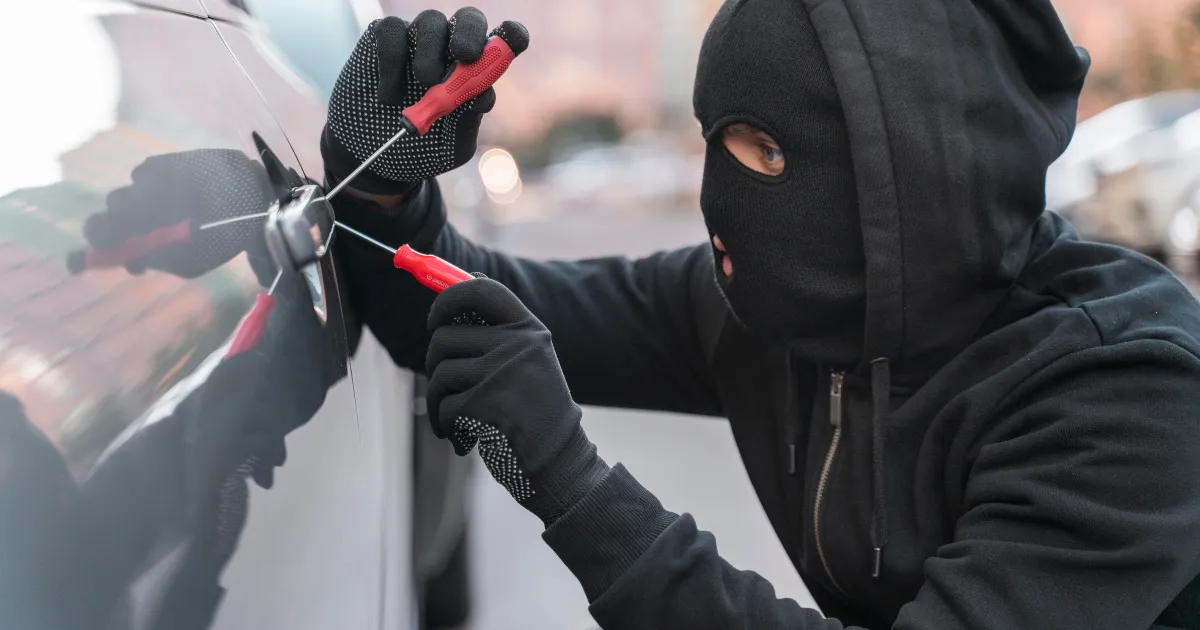 Ako zabezpečiť auto proti krádeži? Nespoliehajte sa iba na jeden bezpečnostný prvok